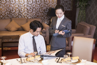 酒店餐廳服務員點菜圖片素材_免費下載_jpg圖片格式_VRF高清圖片501203548 .